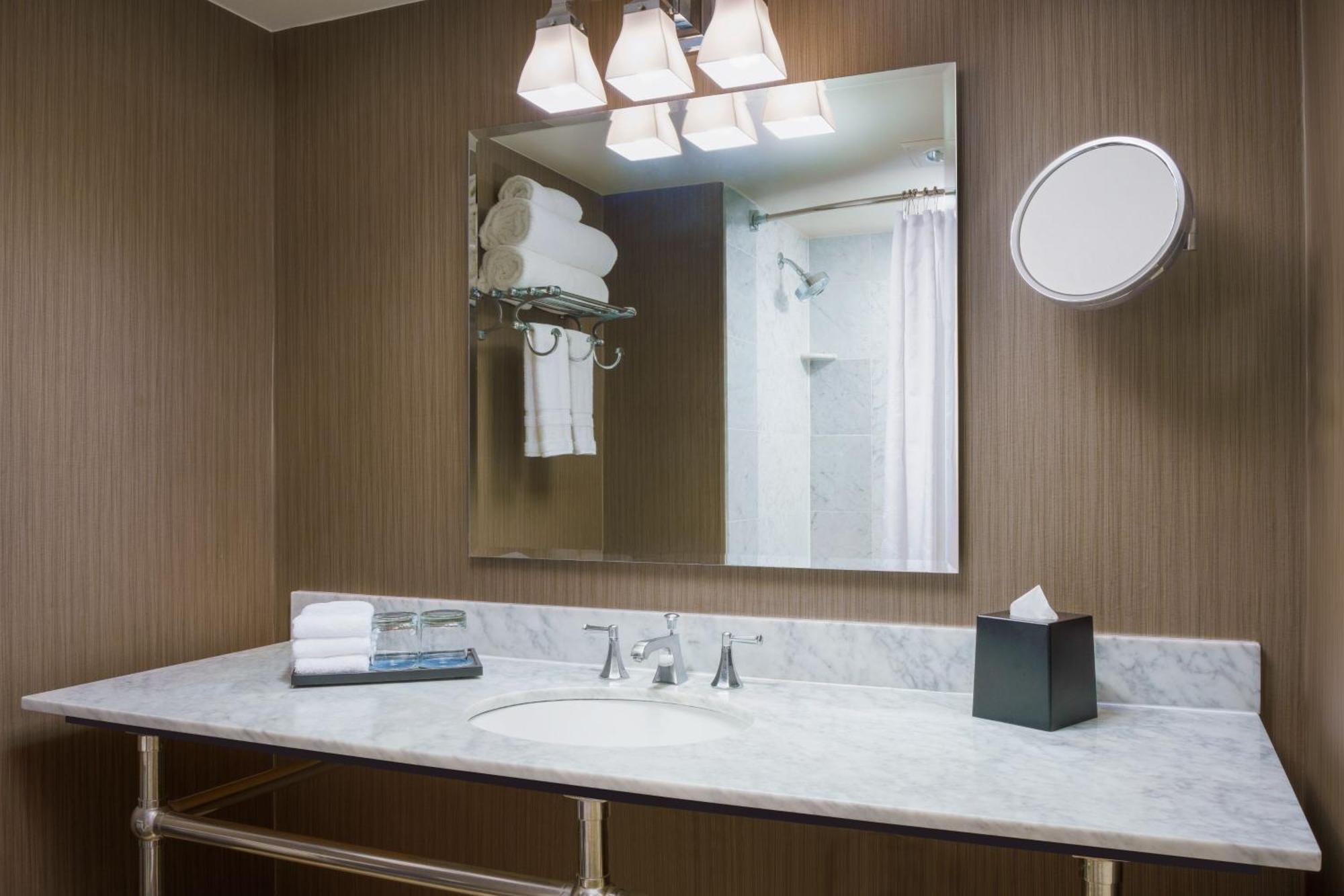 Sheraton Baltimore North Towson Bagian luar foto
