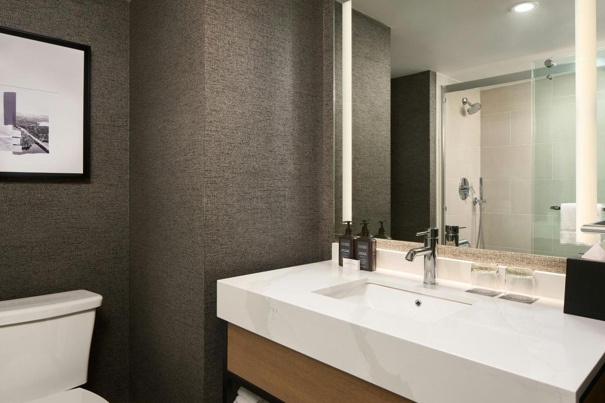Sheraton Baltimore North Towson Bagian luar foto