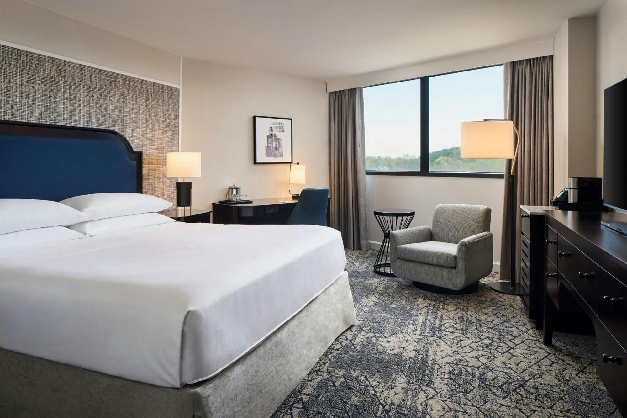 Sheraton Baltimore North Towson Bagian luar foto