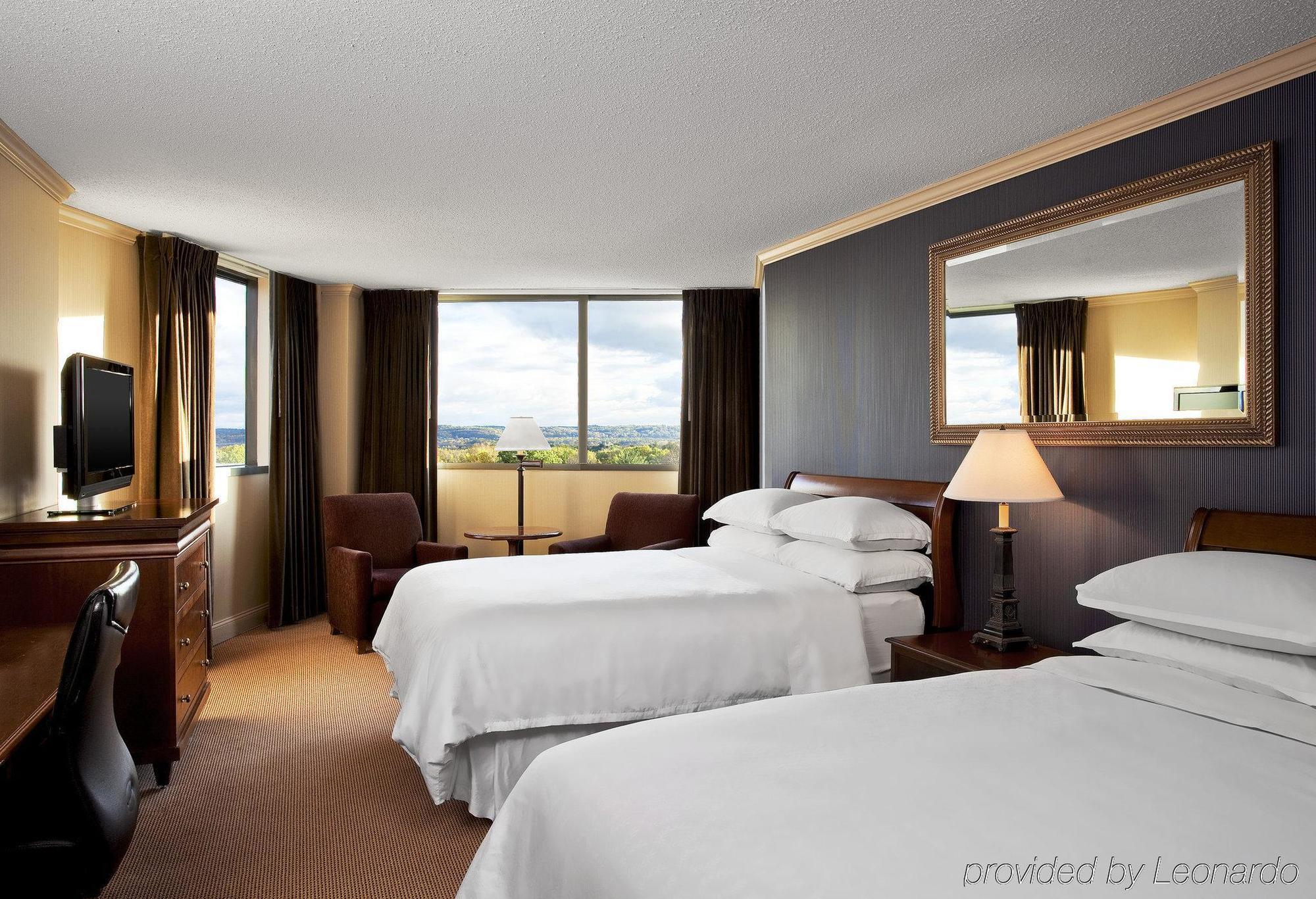 Sheraton Baltimore North Towson Bagian luar foto